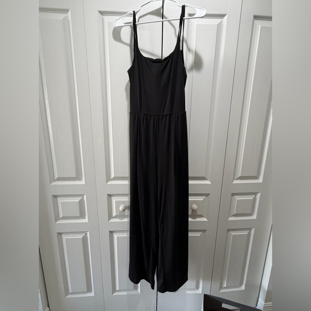 HALARA Classic Black Jumpsuit